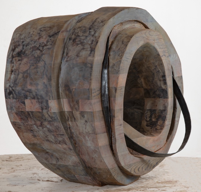 Rachel Rotenberg, Layers on Layers, 2021. Cedar, metal, oil paint, 29 x 33 x 27 inches. Courtesy of the artist.