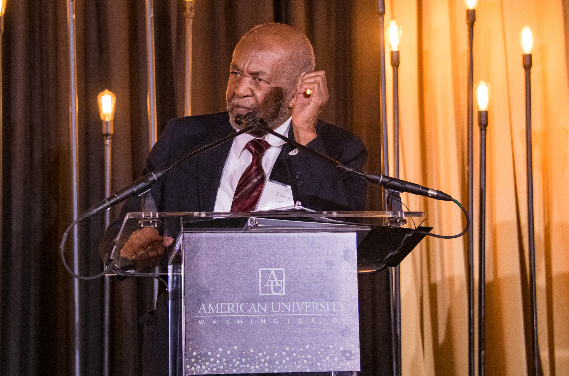 Dr. Edmund Gordon at podium at 2019 Alumni Awards