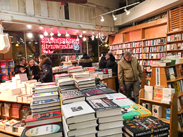 Kramer Books & Afterwards in downtown Washington DC (Dupont Circle)