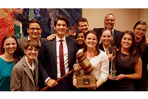 SPA's Mock Trial team with the award from the 2016 GAMTI.