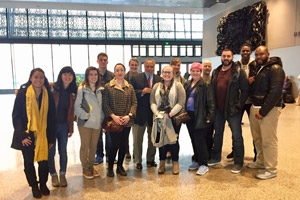 Lonnie Bunch and students at NMAAHC