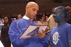 Photo: DC mayor Adrian Fenty