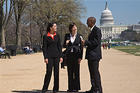 Image of federal workers on Capitol Hill