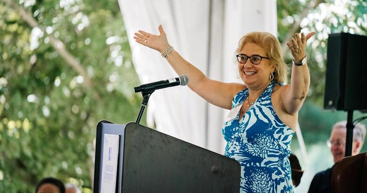54704277099_d6e94f2268_c Patty Caballero speaks at Airlie Brunch.