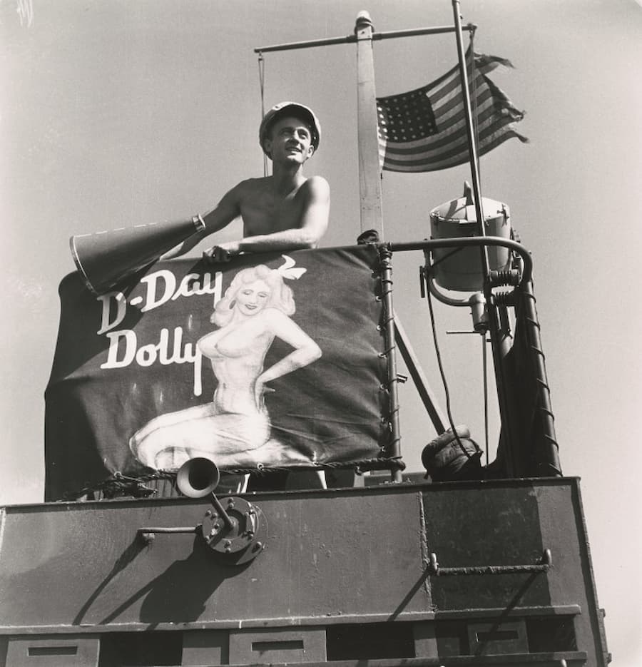 Constance Stuart Larrabee, D-Day, Beach Head, the Riviera, France