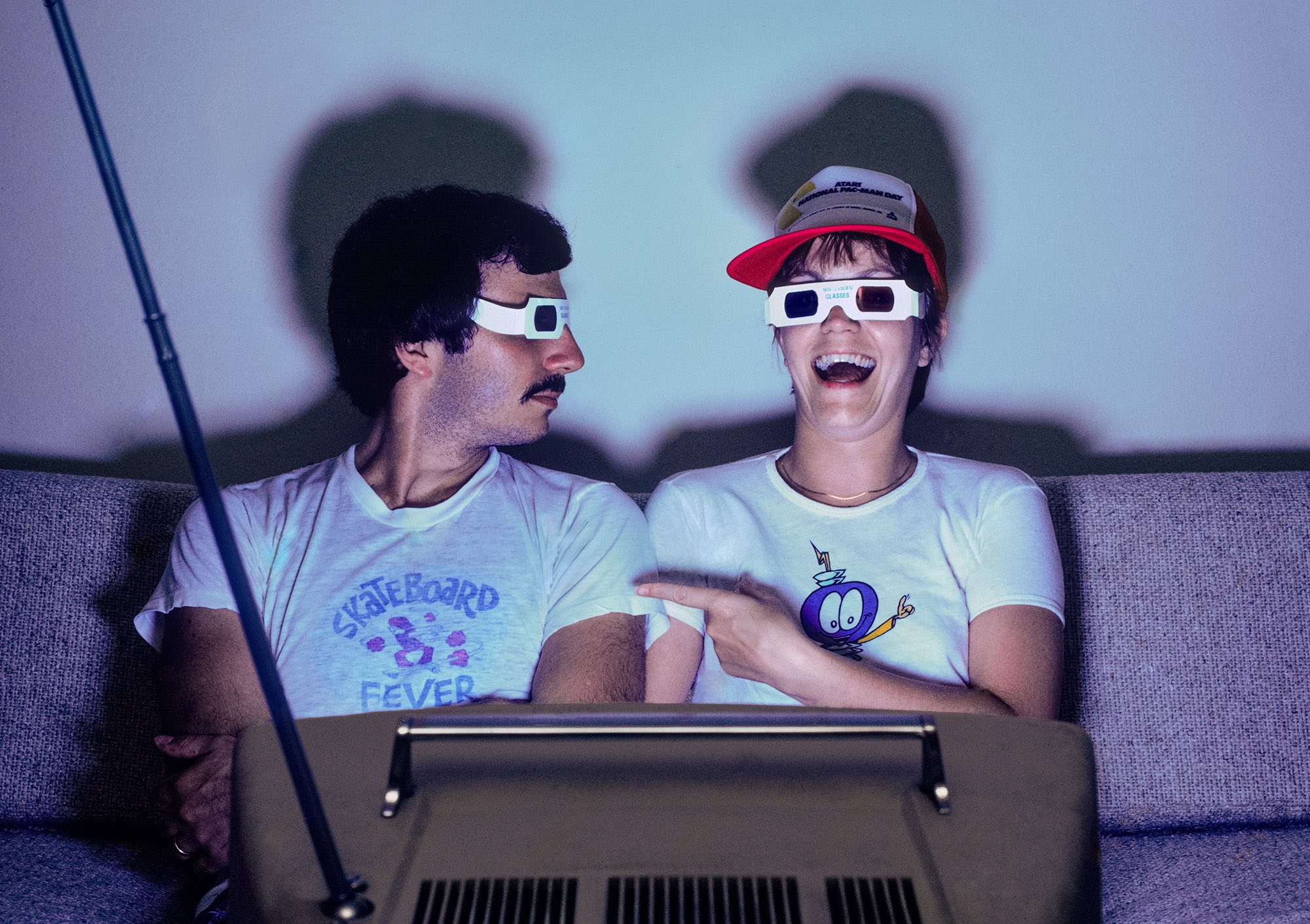 Robert and Virginia Severi in 1982 wearing 3D glasses and watching television.