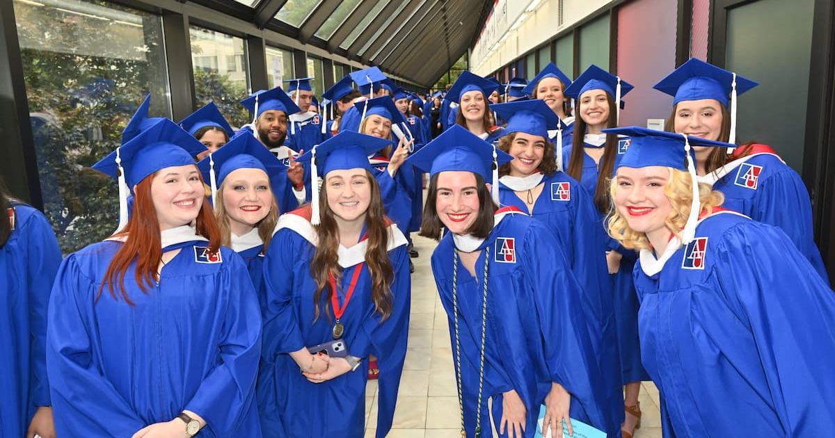 Photo of CAS graduates ahead of commencement. Photo by Jeff Watts. 