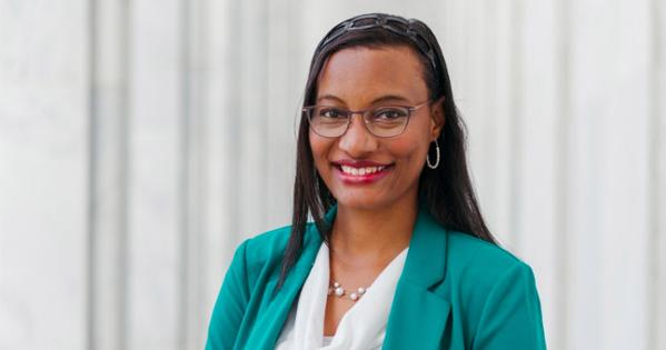 Summar Lyons