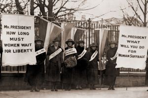women suffragists protesting for womens right to vote