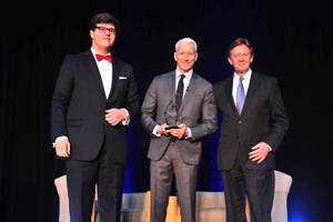 American University gives CNN’s Anderson Cooper an exuberant reception at Bender Arena.